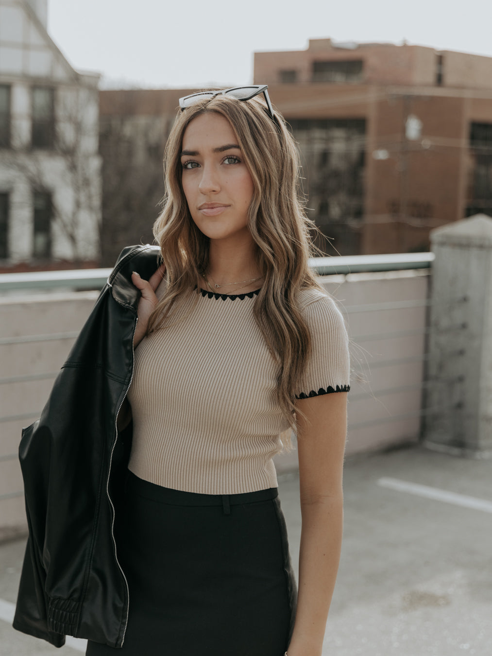 Layla Scallop Trim Short Sleeve Knit Crop Top